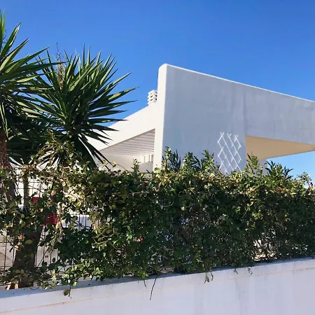 Ani * Villanova di Ostuni