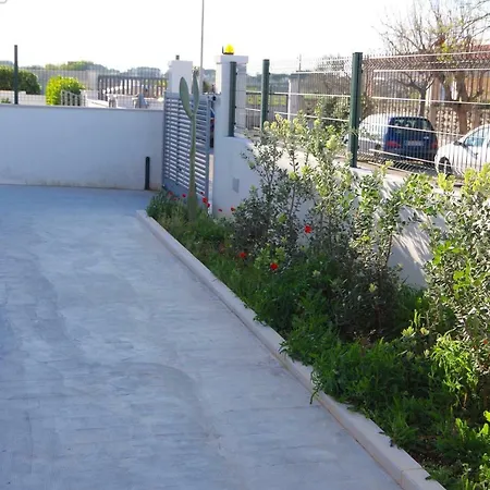 Ani * Villanova di Ostuni